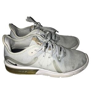 Nike Air Max Sequent 3 Sneakers